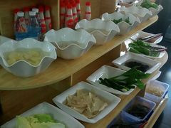 自助取餐区-老字号.雅克白族石板烧十年老店(大理古城店)