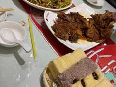 -吴记酱骨炖菜馆(西大直街店)