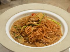 酸萝卜炒粉-老妈菜馆(建设街店)