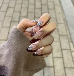 -Halo美甲美睫