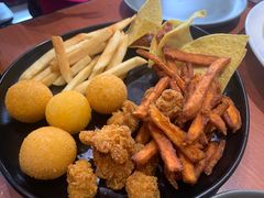 小吃拼盘-魏斯理汉堡(西安沣东吾悦店)