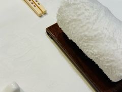 餐具摆设-金陵饭店·梅苑