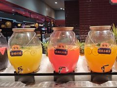-芝小官毛肚火锅海鲜自助(苏州吴江区万宝店)