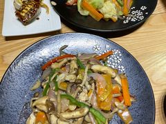 -旺角里·榴莲鸡煲(兴华商场分店)