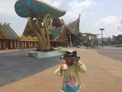 -七彩云南欢乐世界