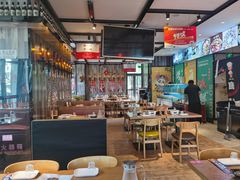 -华府九号海鲜烧烤大排档(龙域店)