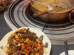 -阿山卓·野生菌火锅·纳西火塘烤肉