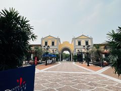 -佛罗伦萨小镇广佛名品奥特莱斯(疏港路店)