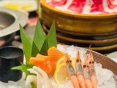 -牛YO寿喜烧·铁板烧和牛火锅自助(市府恒隆店)