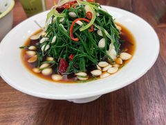 宁夏沙葱拌杏仁-丝路传奇·中国拉面航母店(北医三院店)