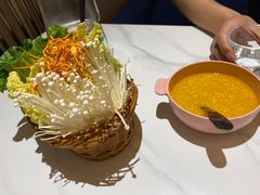 -楚山晓·湖北菜(武汉光谷K11店)