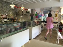-明匠曲蛋糕西点屋(穗花新村店)