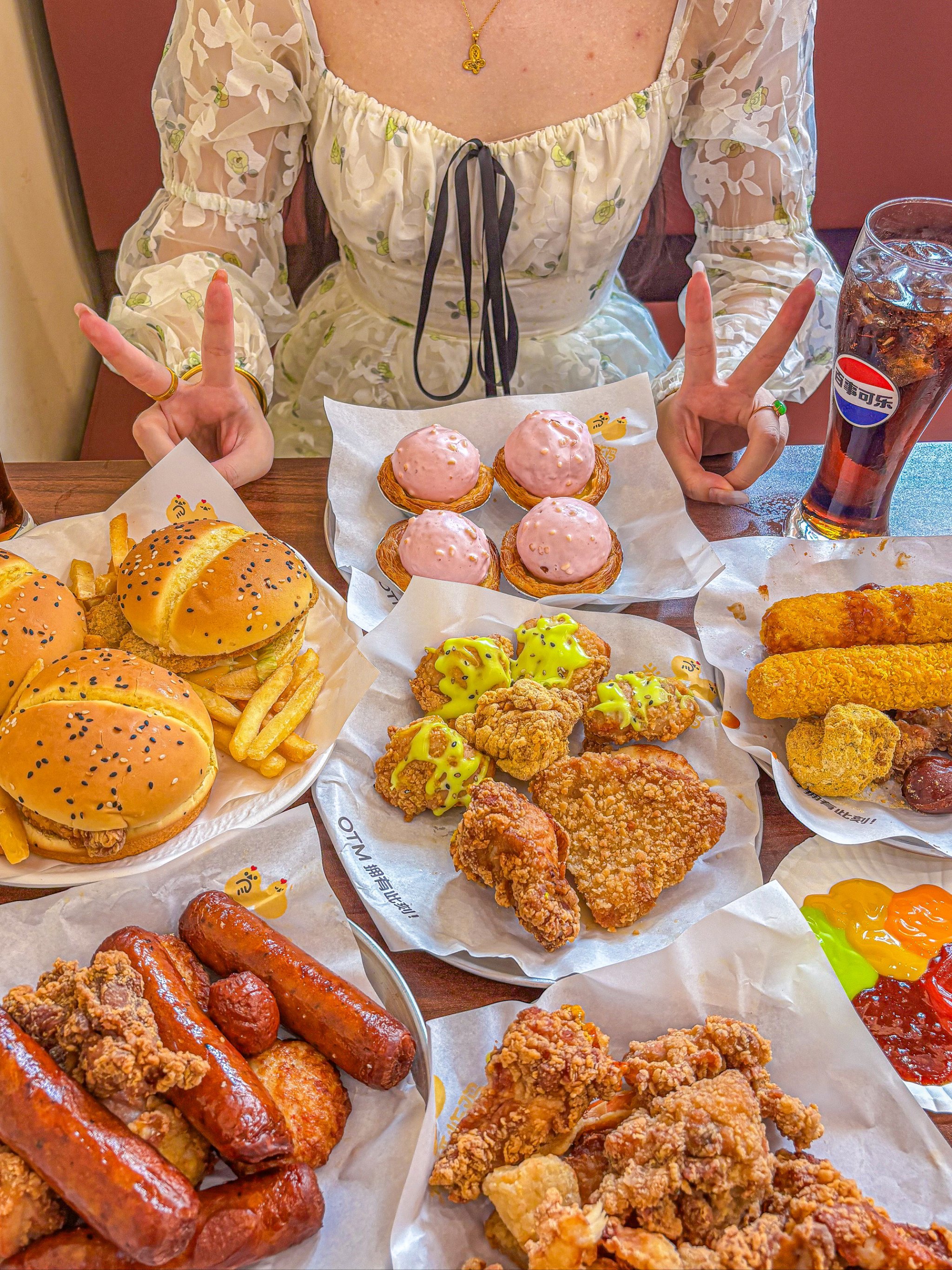 被青岛人追着吃的米娅炸鸡!终于开来济南啦