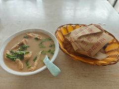 -洪峰浩老北京烧饼夹肉(角门路店)