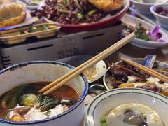 -路边羊烧烤酒场(宝带路店)