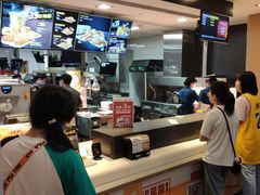 -麦当劳(杭州西湖银泰百货店)
