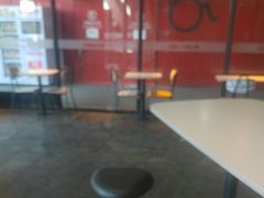 -麦当劳(国家体育场南路店)