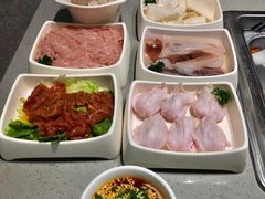 -海底捞火锅鲜切牛肉主题店(长寿路店)