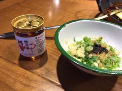 -赞花婆鲜兔辣卤火锅