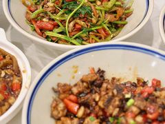 香菜炒牛肉丝-新新湘菜馆(新中街二条店)