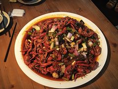 -临界音乐酒馆·小龙虾·江湖菜(华熙LIVE·鱼洞店)