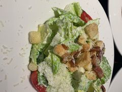 凯撒色拉-Ambra Haus琥珀屋精酿餐厅(宝山店)