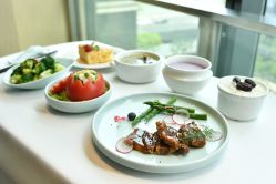 -悦芽母婴护理月子中心(凤起潮鸣府店)