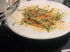 -皇城根·鲁菜济南菜·吊炉烤鸭·炒鸡鱼头(济南旗舰店)