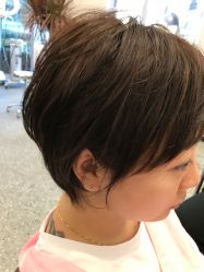 -愉己冥想·护发专门店