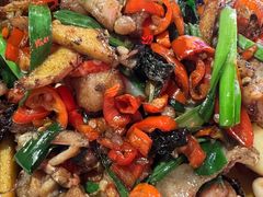 爆炒紫苏牛蛙-湘里乡亲甲王二老店
