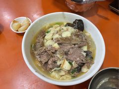 牛肉泡馍-刘信牛羊肉泡馍小炒(回民街店)