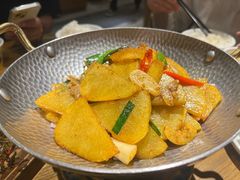 -隔壁老王·家常云南菜(花巷店)