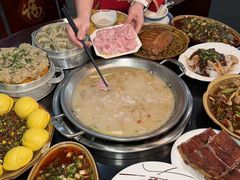 -老来福·非遗酸汤兔(凯旋路店)