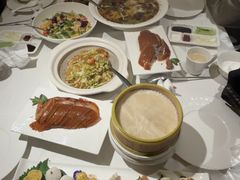 -贝勒爷·酥不腻烤鸭