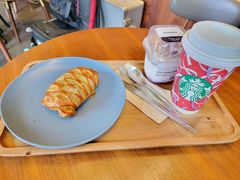 红酒牛肉酥-星巴克臻选(深圳万象天地旗舰店)