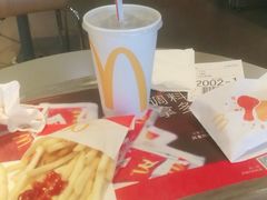 -麦当劳(新世纪环球中心店)