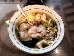 荠菜黑猪肉馄饨-福祚黑猪肉美食餐馆(世茂广场店)