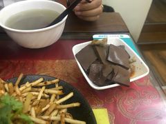 -陈记贵州遵义羊肉粉·酸汤鱼(法华镇路店)