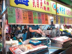 -六合夜市