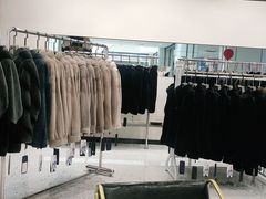 -肃宁华斯国际裘皮城