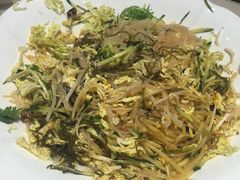 -老码头黑皮肘子锅包肉(赣水路店)