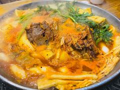 -喇喇排骨火锅·传统韩式脊骨汤(望京西园总店)