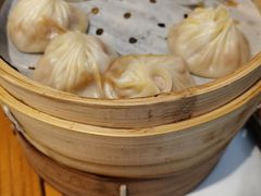 -馋三尺蟹粉小笼(人民广场店)