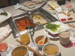 -海底捞火锅鲜切牛肉主题店(长寿路店)