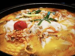 -山城外·非遗酸菜鱼(蜀都万达店)