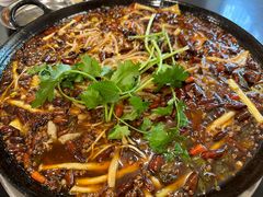 -鸿顺老铁锅美蛙鱼府(解放碑店)