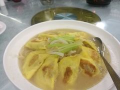 翅汤湿鱿蛋饺煲-宜兴隆家宴·私房菜(泰安华庭店)