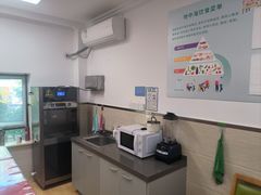 -慧享福养老机构(长寿路店)