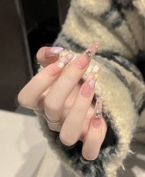 -悦指间美甲美睫