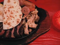 牛仔拼盘-Pistolera Mexican Cantina女枪手墨西哥餐厅(碧云路店)